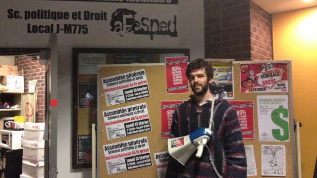 https://montrealcampus.ca/wp-content/uploads/2012/02/AFESH-déclenchement-de-grève-640x360.jpg