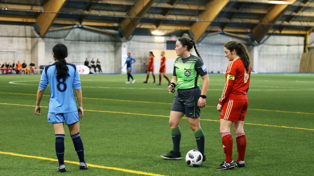 https://montrealcampus.ca/wp-content/uploads/2019/03/soccer52-640x360.jpg